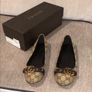 Gucci flats